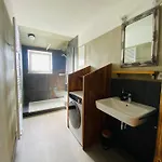Phoenix - Monteurwohnung Mit Riesiger Parkflaeche Bielefeld