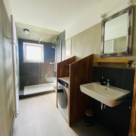 Phoenix - Monteurwohnung Mit Riesiger Parkflaeche Bielefeld