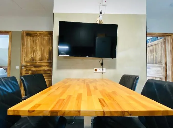 Phoenix - Monteurwohnung Mit Riesiger Parkflaeche *