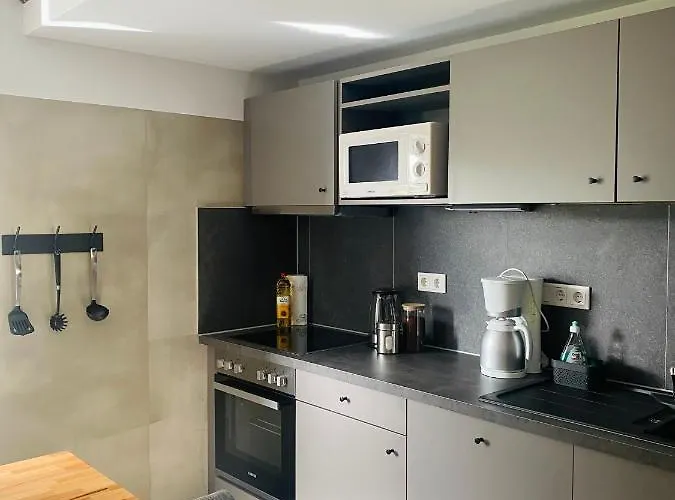 Phoenix - Monteurwohnung Mit Riesiger Parkflaeche Apartman Bielefeld