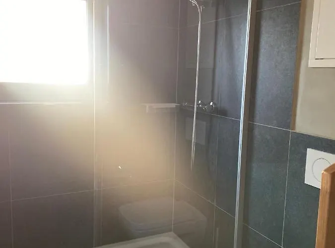 Apartman Phoenix - Monteurwohnung Mit Riesiger Parkflaeche