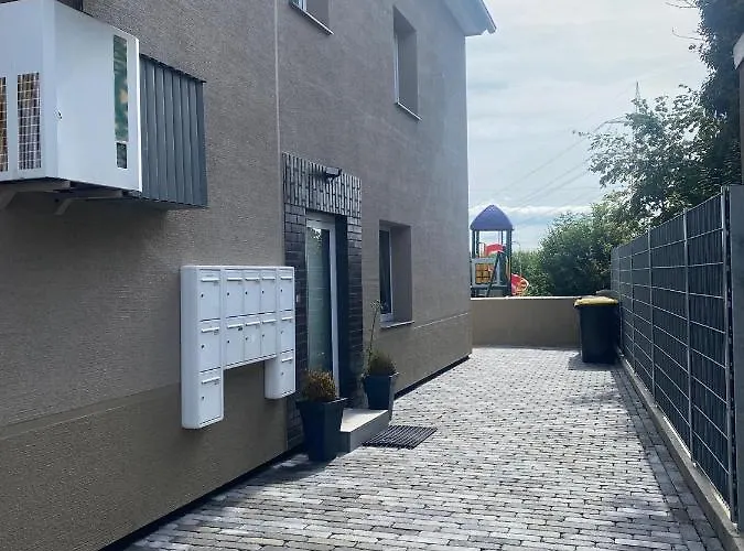 Phoenix - Monteurwohnung Mit Riesiger Parkflaeche Lejlighed Bielefeld